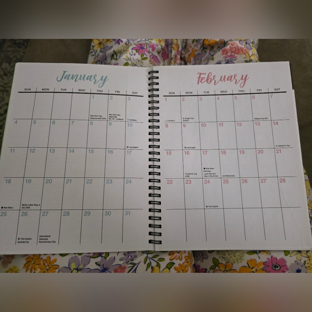 Prayer Journal For Women 2026 Planner - Picture 6 of 16